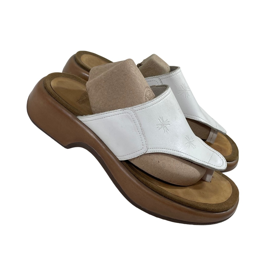 Dansko White Leather Thong Platform Wedge Sandals
EU 40 US 9.5-10 Slip-on Shoes